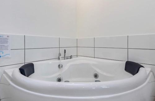 Grønhøj House | 10 person holiday home in Løkken-By Traum