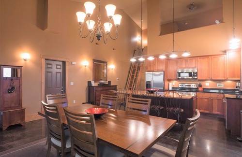 Walla Walla House | 100 Dreamy Acres.100 Mile Views. Night Skies.