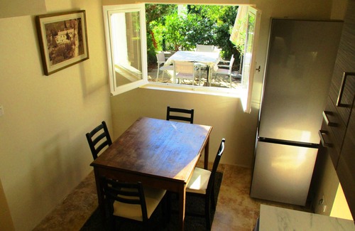 Uzes Apartment | 100% quiet in Uzès! Swimming-pool 12X8m, 60m²+private terrace, big garden, WIFI