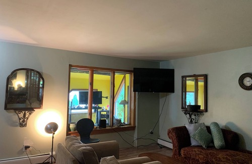 Waddington House | 1000 Islands getaway 3-bed 2 bath in tranquil Waddington. Enjoy a relaxing stay
