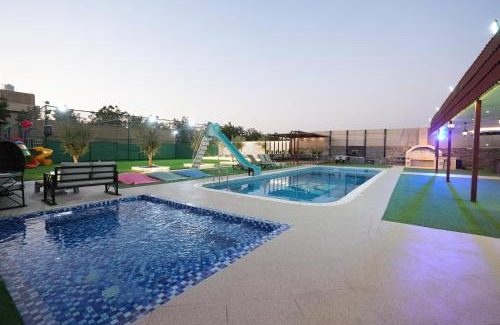 Al Dhaid Villa | 1001 nights , Wild farm Football, Jacuzzi, BBQ Sharjah