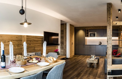 Laion Apartment | 1004A Apartments Raffl