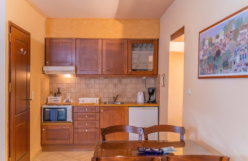 Panormos Apartment | 100m. away from the beach with large, impressive verandas and a majestic garden