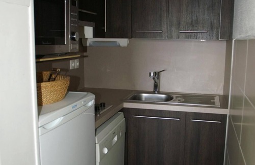 Prapoutel Apartment | 100m from resort center, balcony, parking, tv, ski locker, 43m², Les 7 Laux