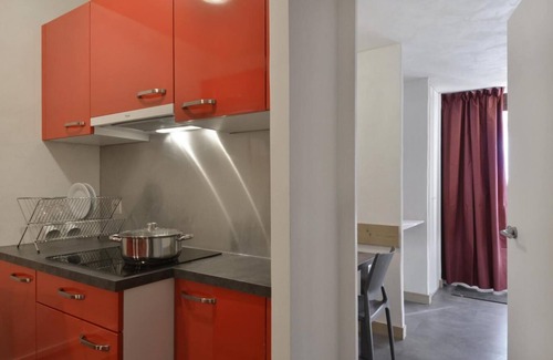 Macot-la-Plagne Apartment | 100m from ski lifts, 5th floor, view ski slopes, balcony, tv, ski locker, 35m², La Plagne