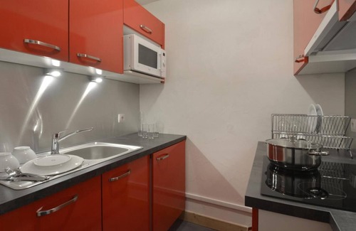 Macot-la-Plagne Apartment | 100m from ski lifts, 5th floor, view ski slopes, balcony, tv, ski locker, 35m², La Plagne