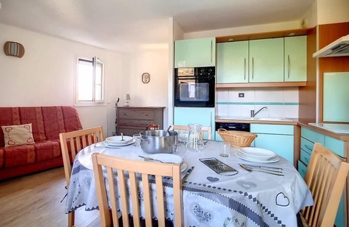 Reberty Apartment | 100m from ski slopes, 2nd floor, tv, ski locker, 32m², Les Menuires