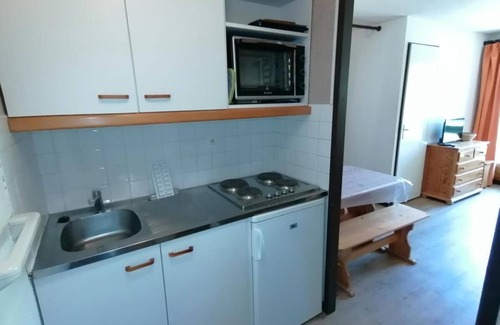 Montalbert Apartment | 100m from ski slopes, 1st floor, view ski slopes, balcony, tv, ski locker, 26m², Montalbert