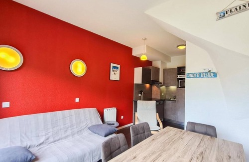 Flaine Apartment | 100m from ski slopes, 1st floor, swimming pool, sauna, terrace, tv, ski locker, 41m², Flaine