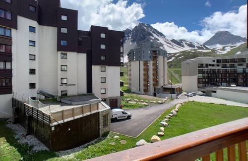 Tignes Apartment | 100m from ski slopes, 2nd floor, balcony, tv, ski locker, 35m², Tignes