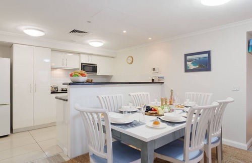 Shoal Bay Apartment | 101 The Breakwater 2 Messines - Linen, Wifi, Air con