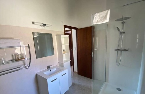 Centuri Apartment | 105 - Apartment with garden view