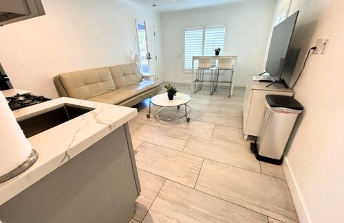 Santa Ana Apartment | 106C - Hidden Gem : Serene Spot