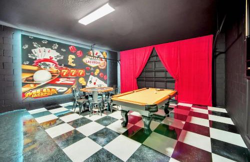 Kissimmee House | 10BR Resort Home - Pool Hot tub Games - Near Disney