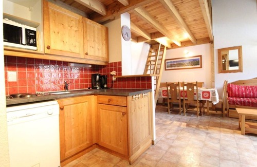 Val Cenis Apartment | 10m from ski slopes, 3rd floor, balcony, parking, tv, ski locker, 40m², Val Cenis