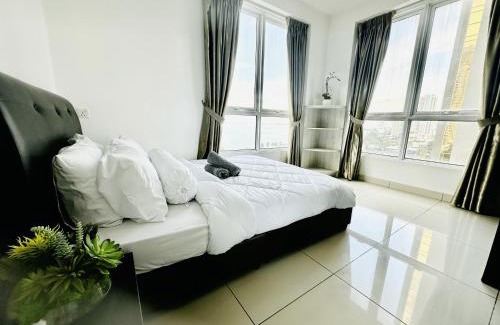 Downtown George Town Apartment | 10pax 3-Bedroom l Seaview l Georgetown l Gleneagles l Mansion One