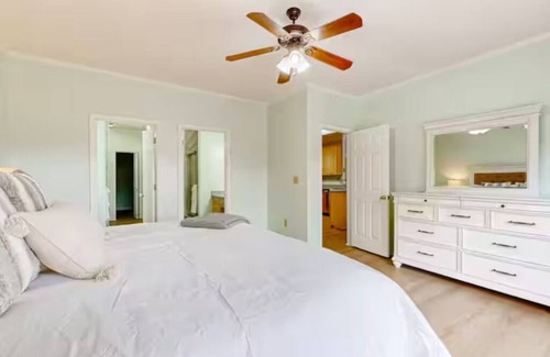 Ellijay Hotel | 10th Tee Box Townhome w/3 balconies + Pool, Trail