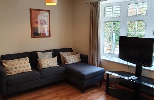 Looe House | 11 Granite Henge