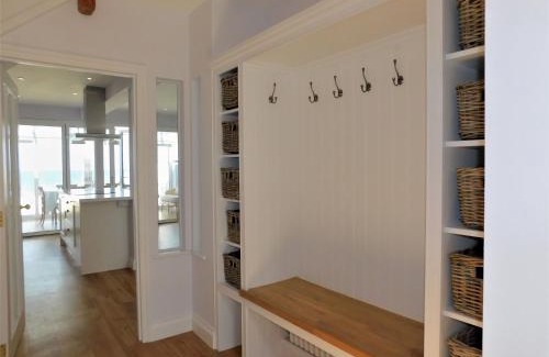 Sheringham House | 11 Seaview