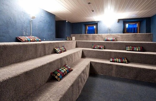 Boltigen Ski Chalet | 11 stylish newly renovated rooms - Lounge - Spa - Sauna