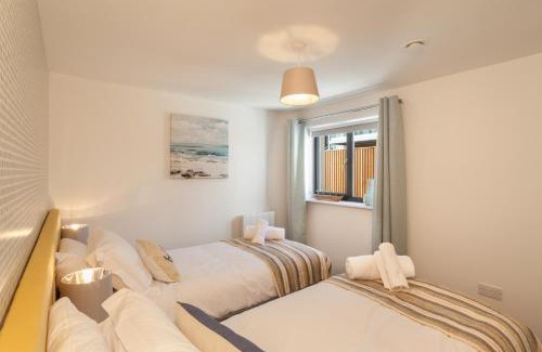 Mortehoe Apartment | 11 Woolacombe West - Luxury Apartment at Byron Woolacombe, only 4 minute walk to Woolacombe Beach!