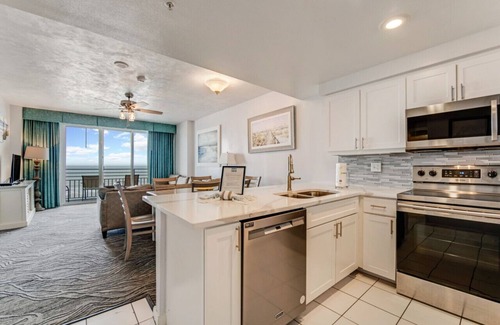 Daytona Beach Apartment | 1104 11th floor condo