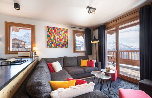 Les Eucherts Apartment | 110m² apartment, 4 * full services, 4 bedrooms, 3 bathrooms/d, south balcony and 2 parking spaces