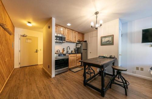 Truckee Apartment | 112 Bldg B condo
