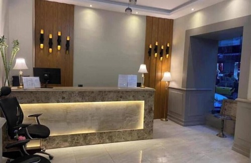 Muharam Bik Apartment | 113 Golden Hoster Downtown