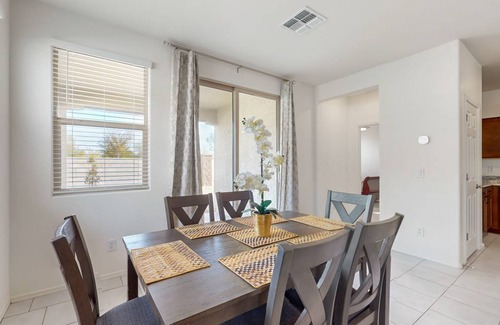 Avondale House | 115 m² House ∙ 3 bedrooms ∙ 6 guests