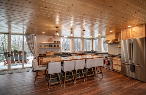 Sunday River Area House | 12 Bed, 6 Bath, 20 Guests STEPS from Sunday River w/Hot Tub & Game Room