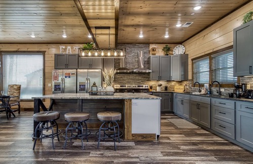 Sevierville Cabin | 12 BEDROOM LUXURY! AWESOME AMENITIES!
