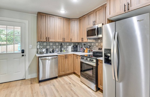 Tulsa House | 12 Mi to BOK Center: Pet-Friendly Home w/Yard!