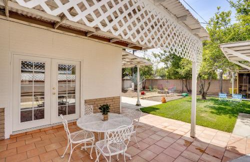 Downey House | 12 Mi to Dtwn LA Family Home with Private Sauna!