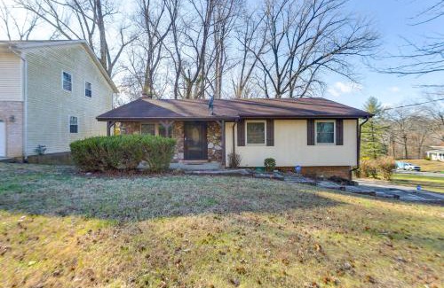 Belleville House | 12 Mi to Dtwn St Louis Family Home with Fireplaces!