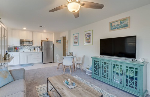 Spanish Springs Apartment | 12 Mi to Reno: Hot Tub Haven in Sparks!