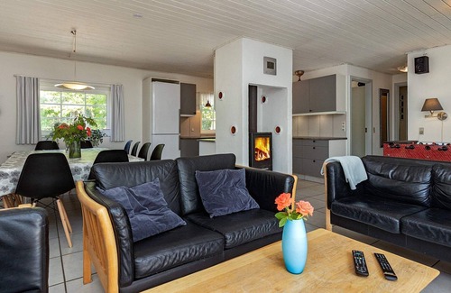 Bøtø By House | 12 person holiday home in Væggerløse-By Traum