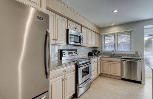 Beach Lagoon Condo | 12 Turtle Lane Club - Lagoon Views & Steps to the Beach