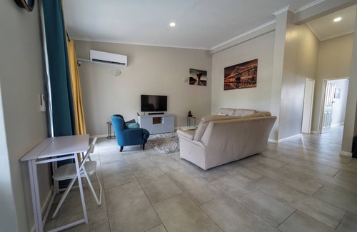 Victoria Falls Apartment | 124 Platinum Peak ,Victoria Falls