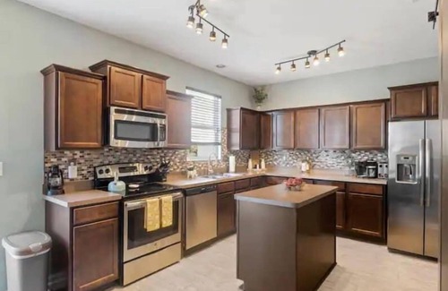 Jeffersonville - Clarksville House | 12Mins To Louisville, Gameroom, Patio&Grill - RusticElephant