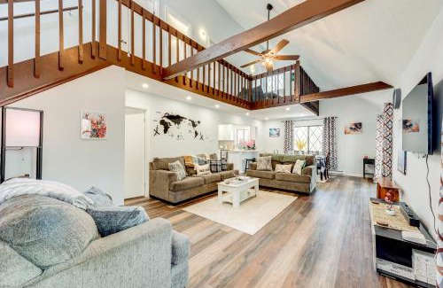 Riverside Estates House | 13 Mi to Jack Frost Ski Resort Home with Hot Tub