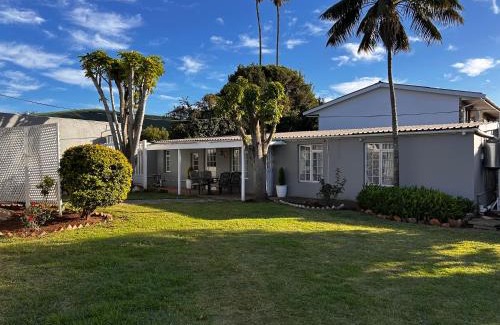 Port Elizabeth Central House | 13 on Newington