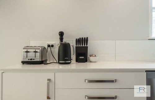 Birkenhead Apartment | 133 Hinemoa Street, Birkenhead