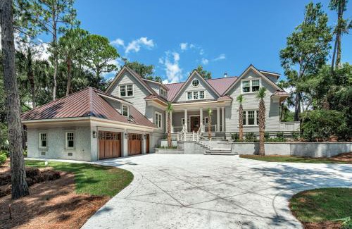 Vanderhorst Plantation House | 136 Flyway Drive by Akers Ellis Rentals