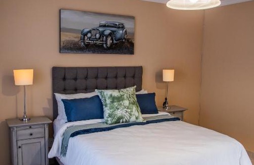 Vredefort House | 137 Vaal De Grace Golf Estate