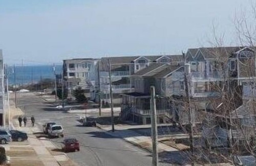 Sea Isle City Condo | 139 47th Street East