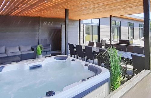 Bøtø By House | 14 person holiday home in Væggerløse-By Traum