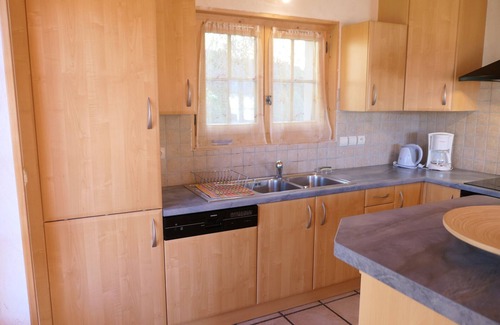 Saint-Gervais-les-Bains Ski Chalet | 140m² Chalet in Saint-Gervais, 6 ppl, 3 rooms, pets allowed, garage