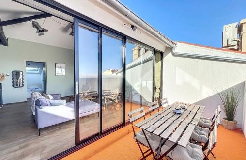 Cannes Old Town Apartment | 140m2 vue mer, 3 chambres, centre-ville