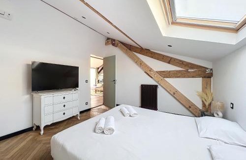 Cannes Old Town Apartment | 140m2 vue mer, 3 chambres, centre-ville